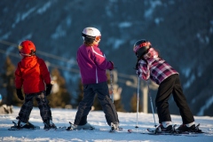Kinder Skifahren